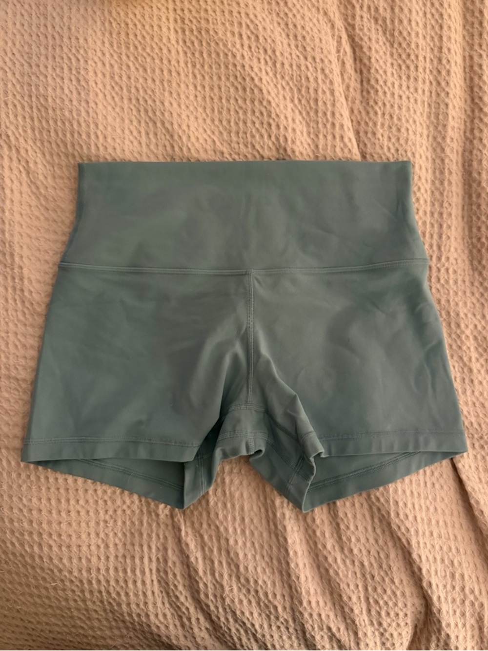 Lululemon Align High Rise Short 4”